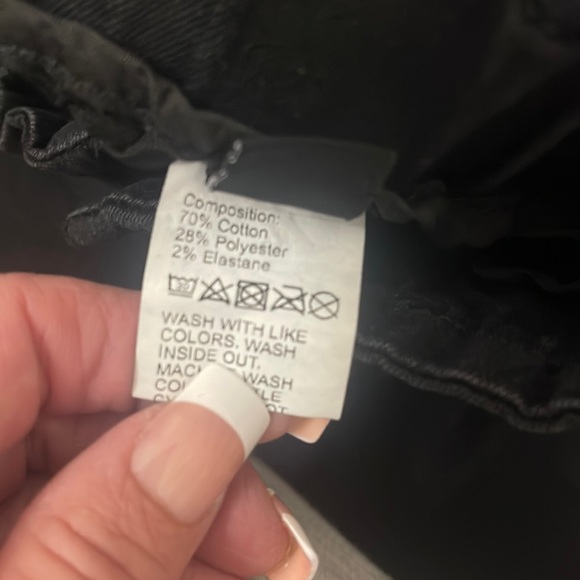 SHEIN Sexy Plus Paperbag Waist Roll Hem shorts - Picture 4 of 6